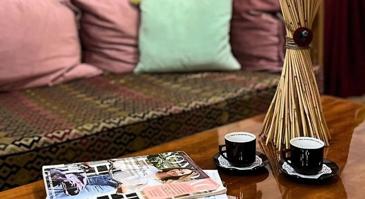Art Hotel Like ROOM_EXAMPLE