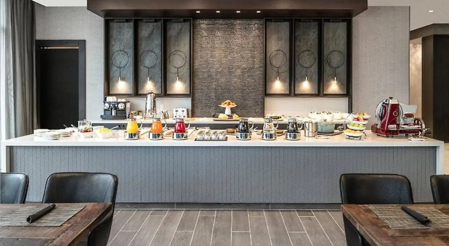 AC Hotel by Marriott Portsmouth Downtown/Waterfront Bar