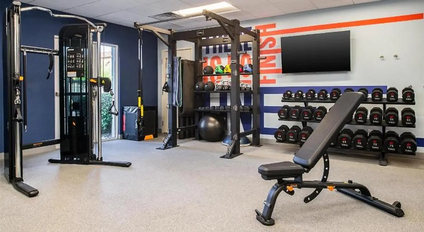 Hampton Inn & Suites Redding SPORTS_AND_LEISURE