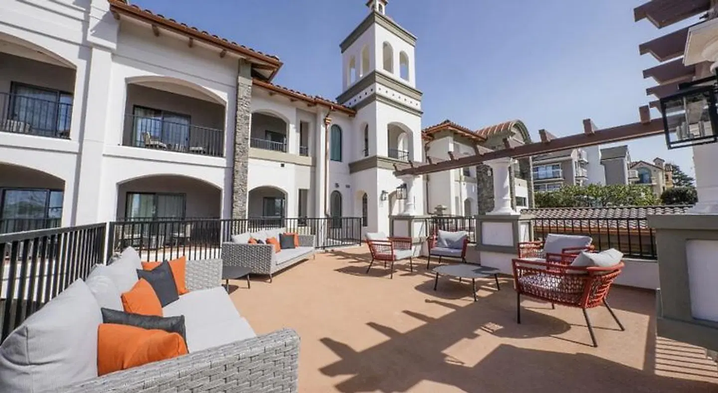 La Quinta Inn & Suites by Wyndham Santa Cruz EXTERIOR
