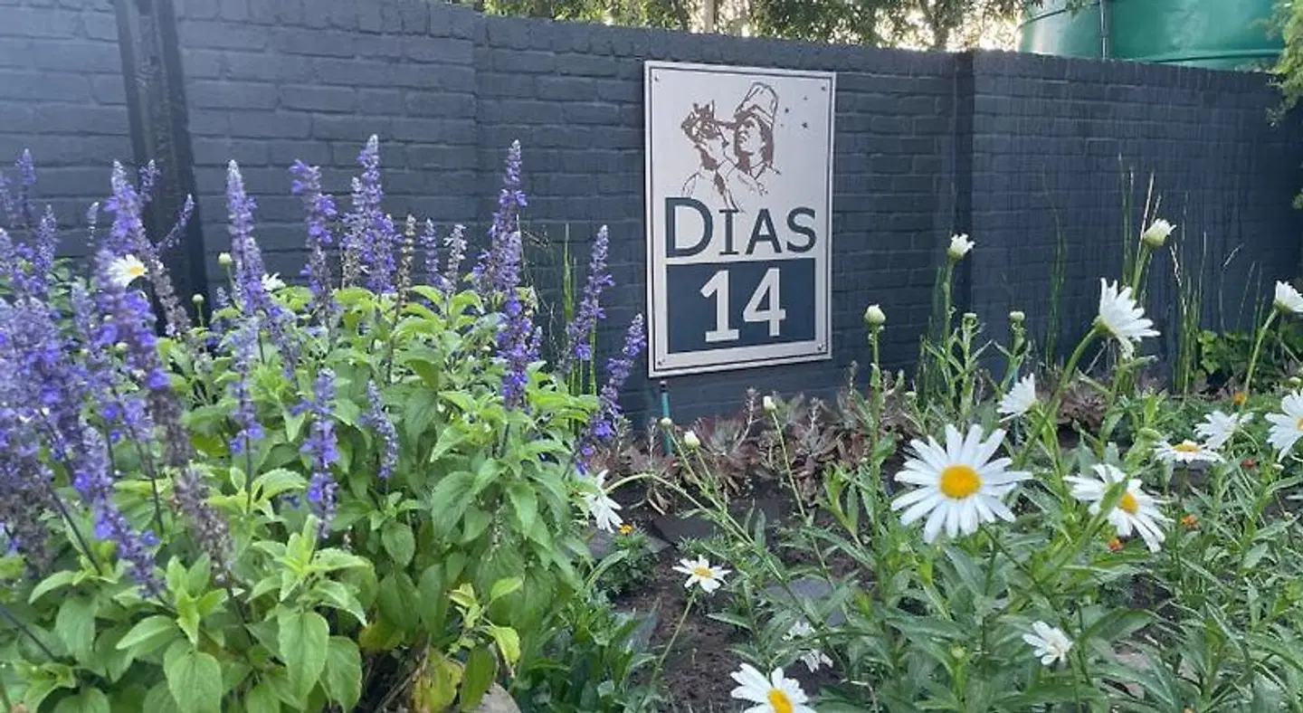 Dias Guest House EXTERIOR