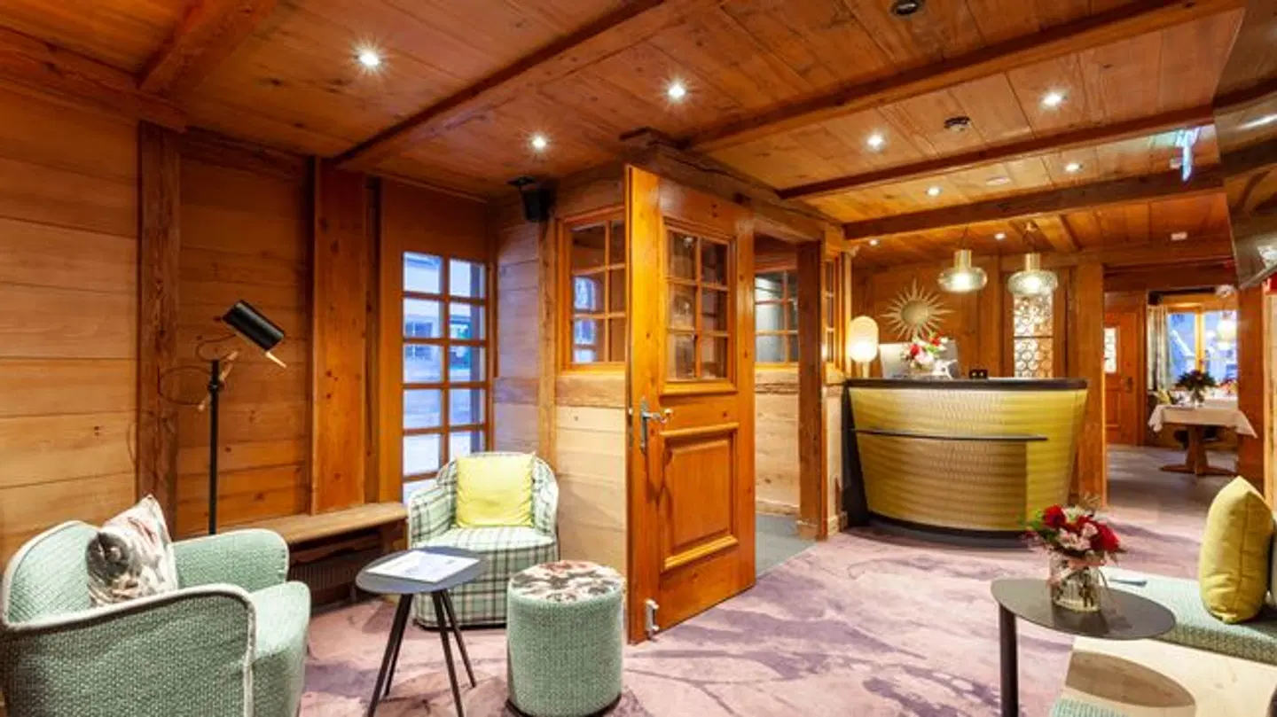 Sonne LOUNGE_LOBBY