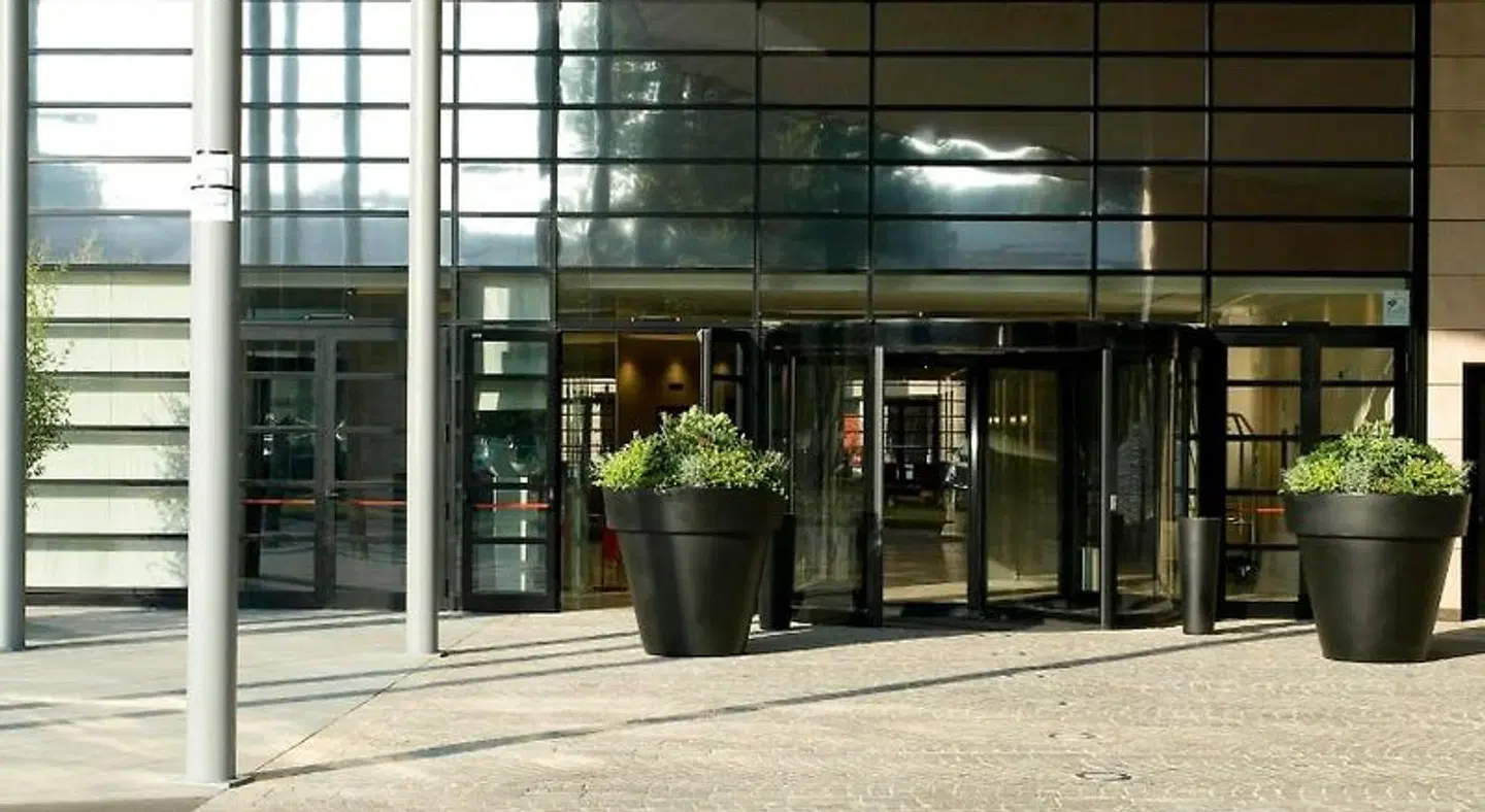 Starhotels Grand Milan EXTERIOR