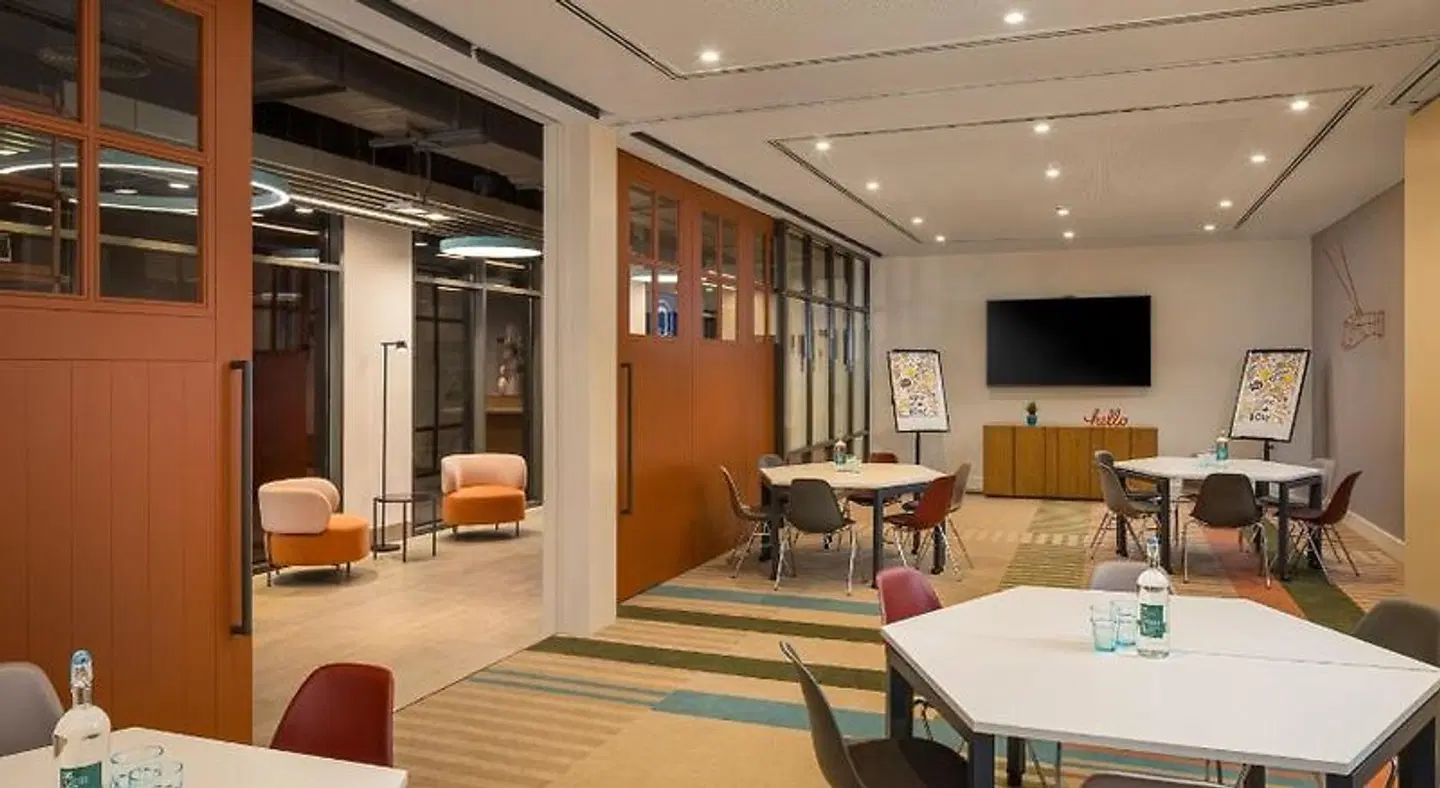 Rove Healthcare City LOUNGE_LOBBY