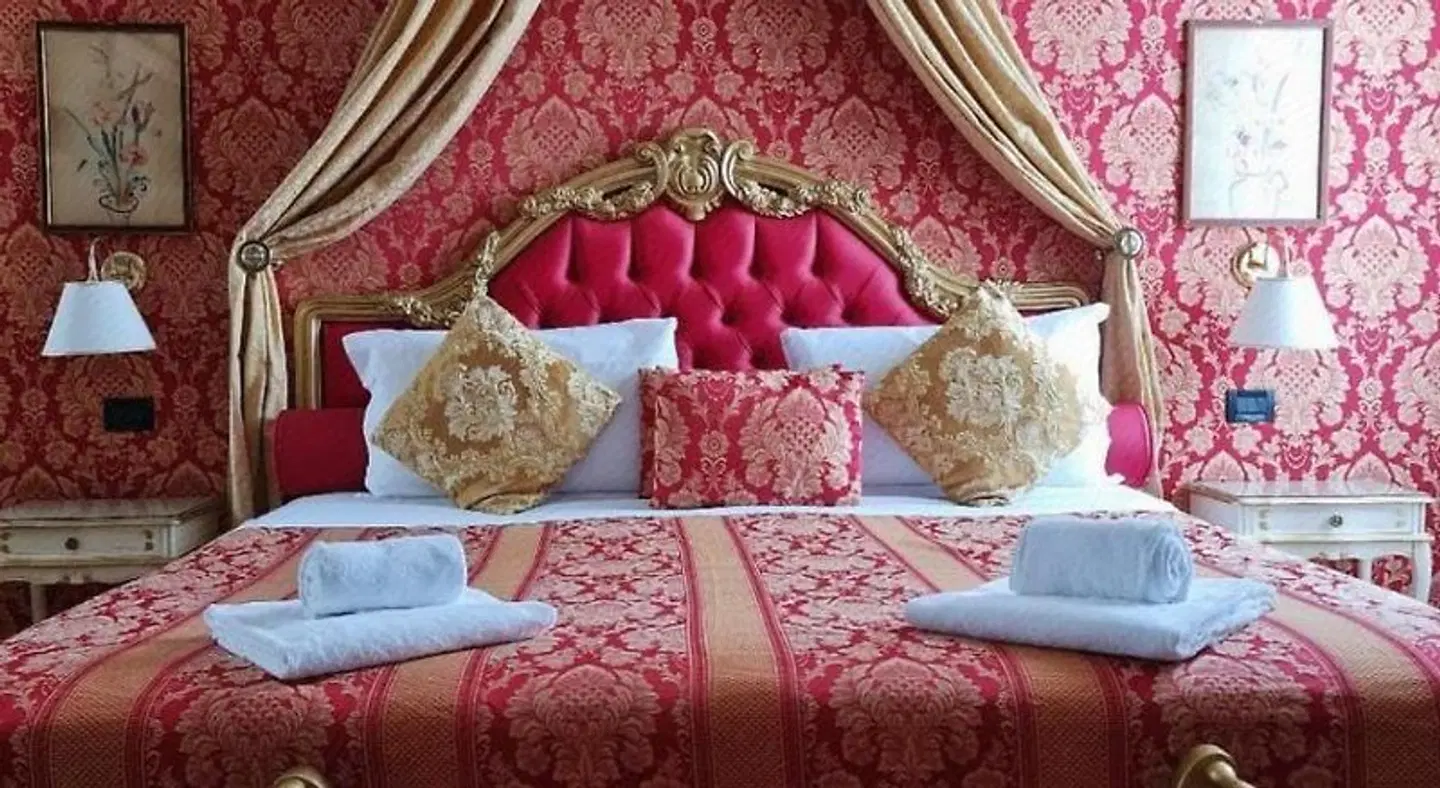 Friendly Venice ROOM_EXAMPLE