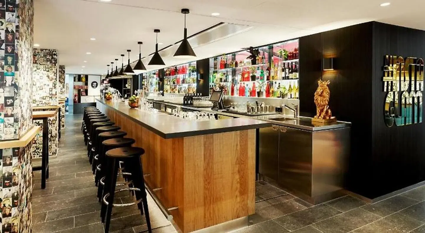 citizenM Paris Champs-Élysées Bar