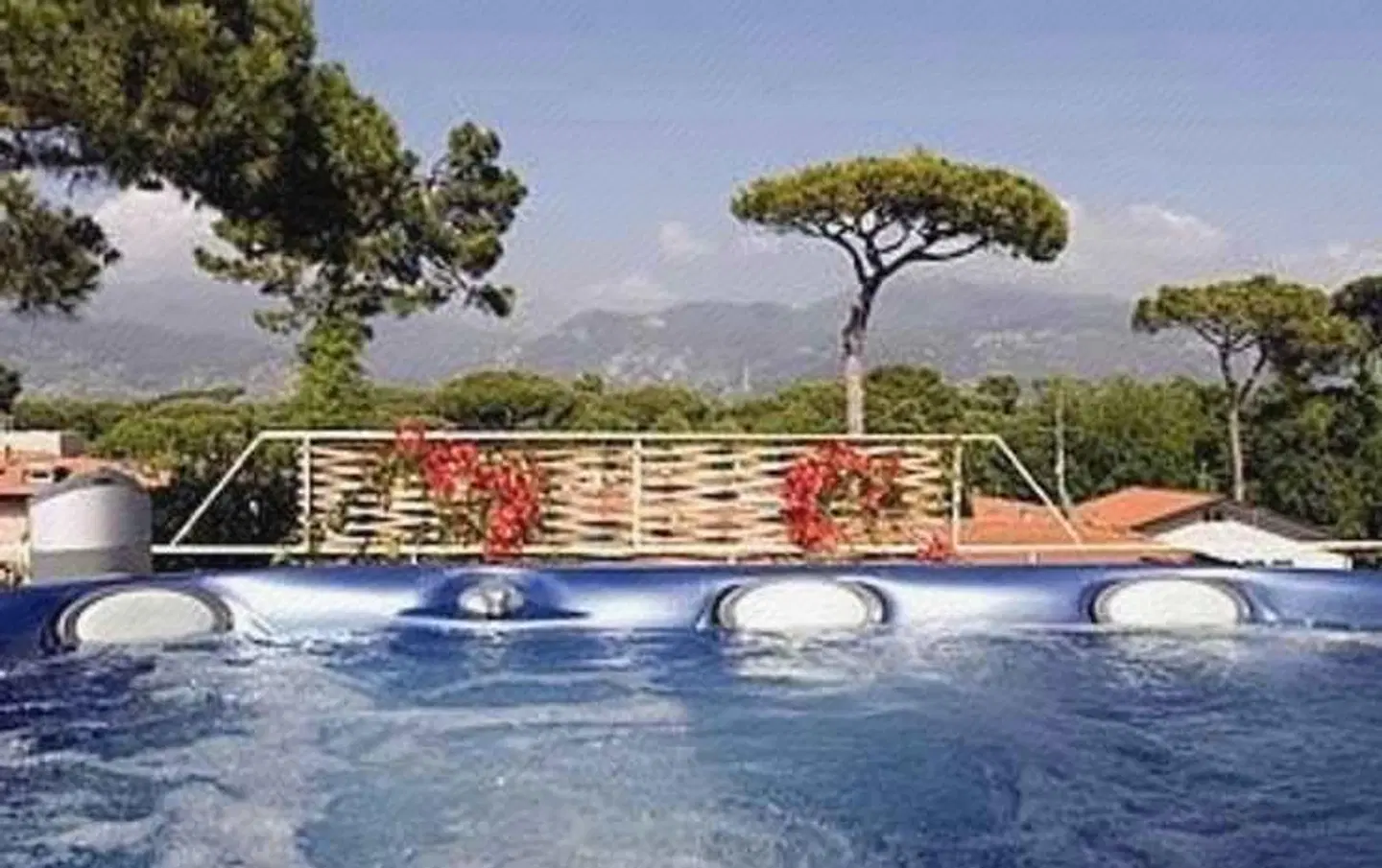 Viscardo OUTDOOR_POOL