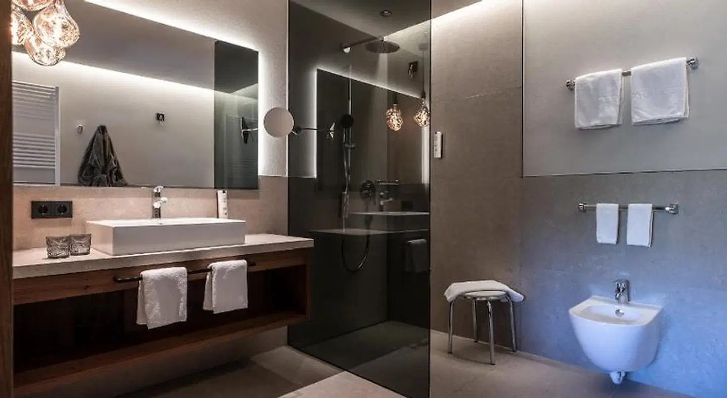 Hotel Schmung Badezimmer