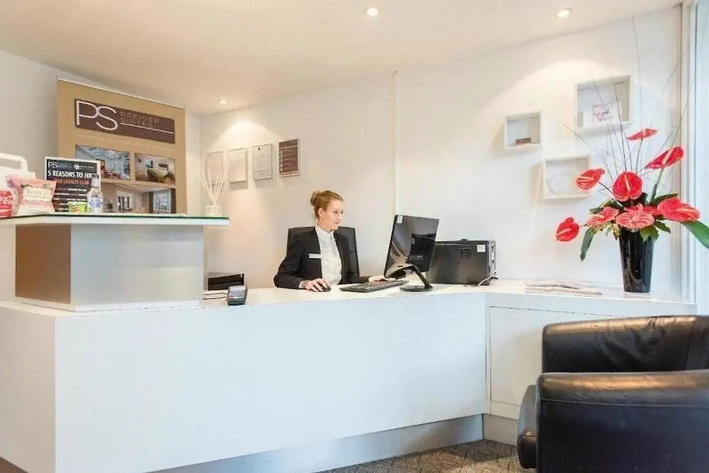 Premier Apartments Birmingham LOUNGE_LOBBY