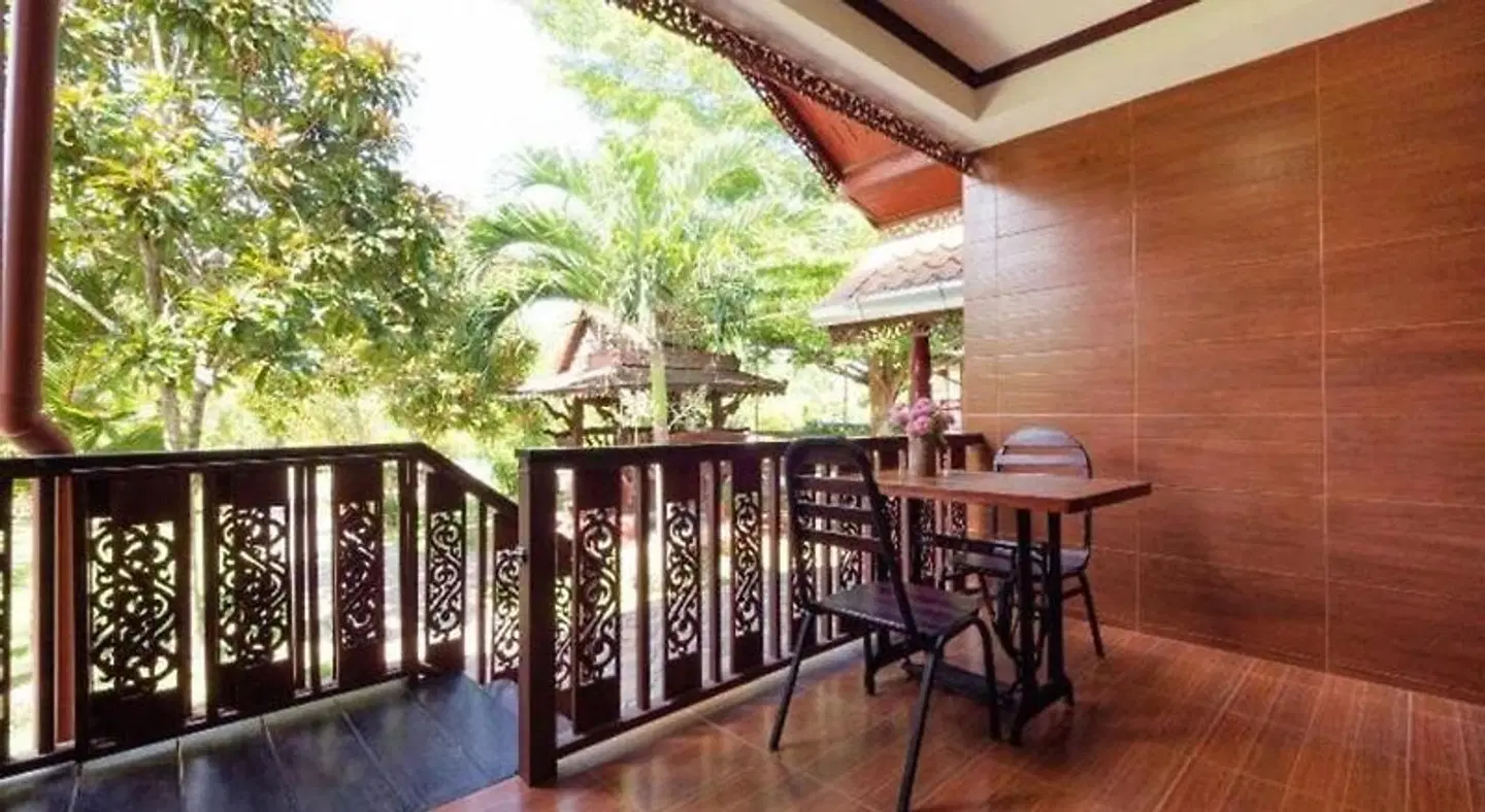 Ban Suan Mee Sakul Resort Terrasse