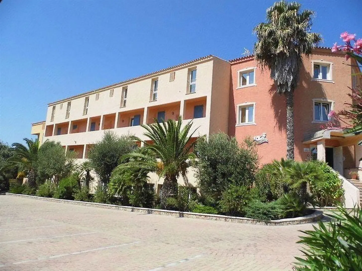 Hotel Residence Le Nereidi EXTERIOR
