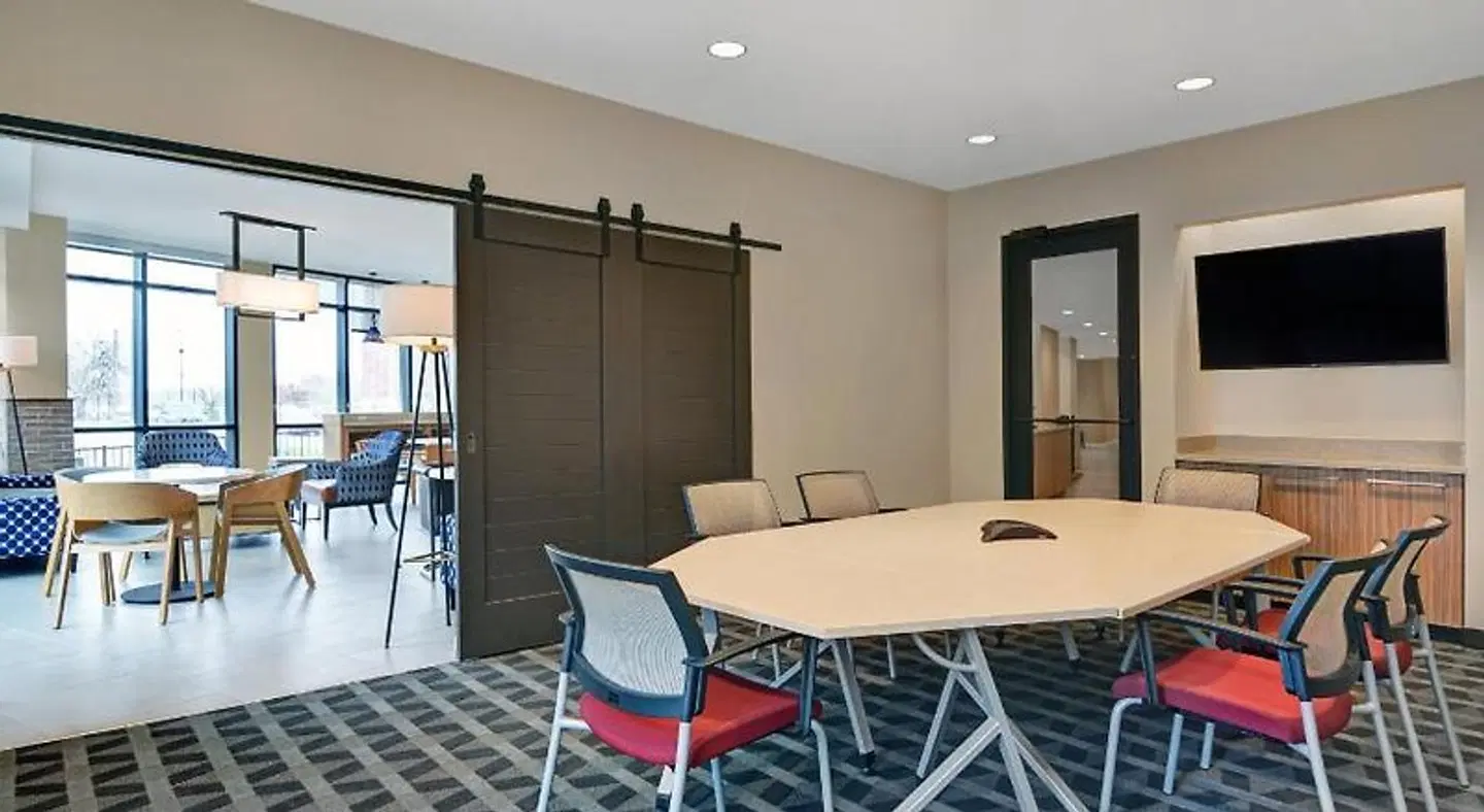 TownePlace Suites by Marriott Indianapolis Downtown ROOM_EXAMPLE