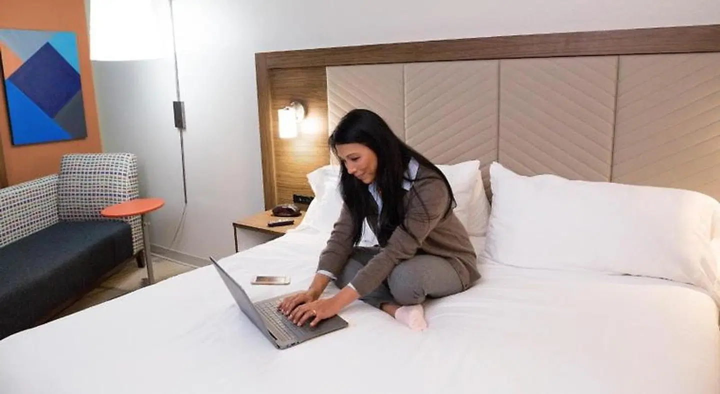 Holiday Inn Express Greensboro-(I-40 @ Wendover) by IHG ROOM_EXAMPLE