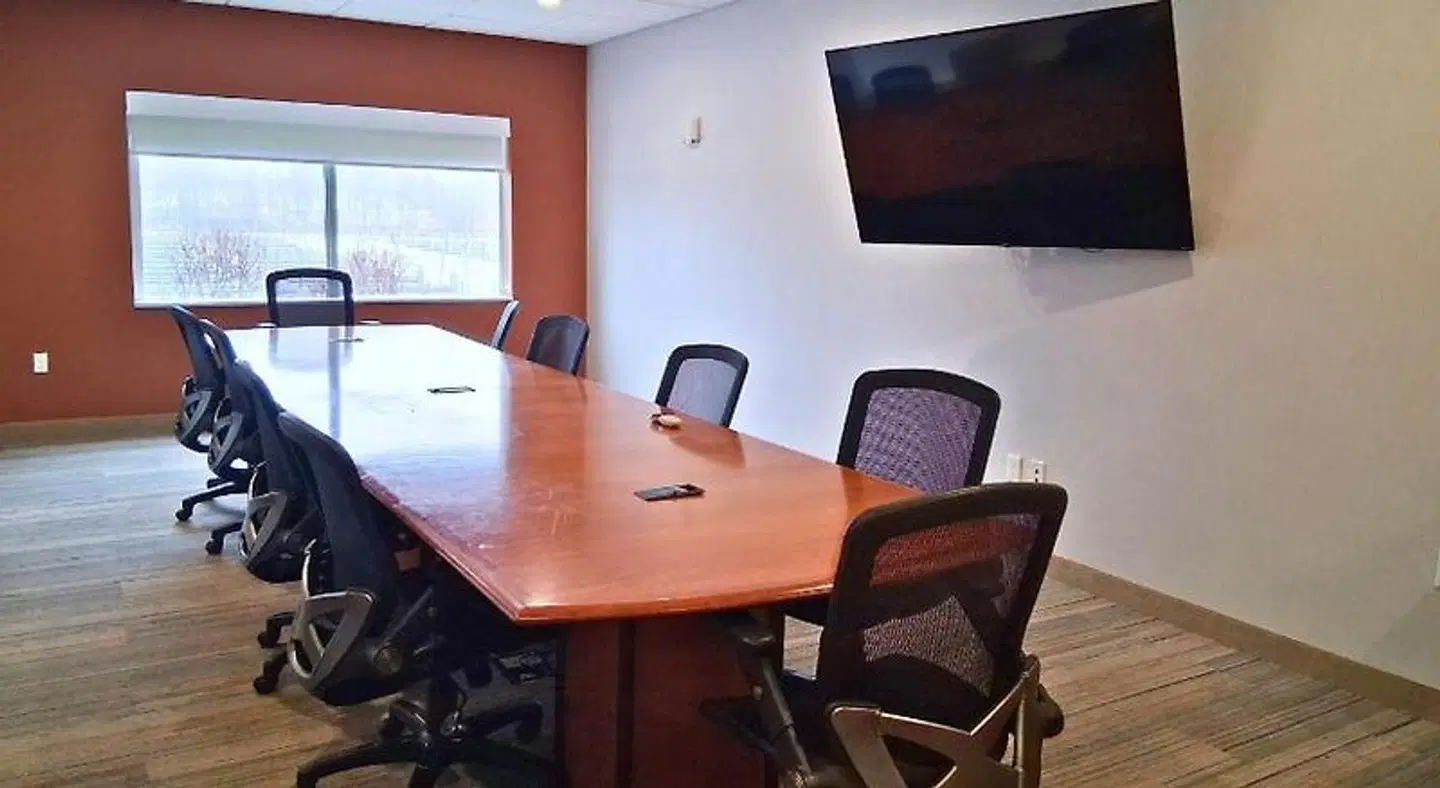 Holiday Inn Express & Suites Port Huron by IHG ROOM_EXAMPLE