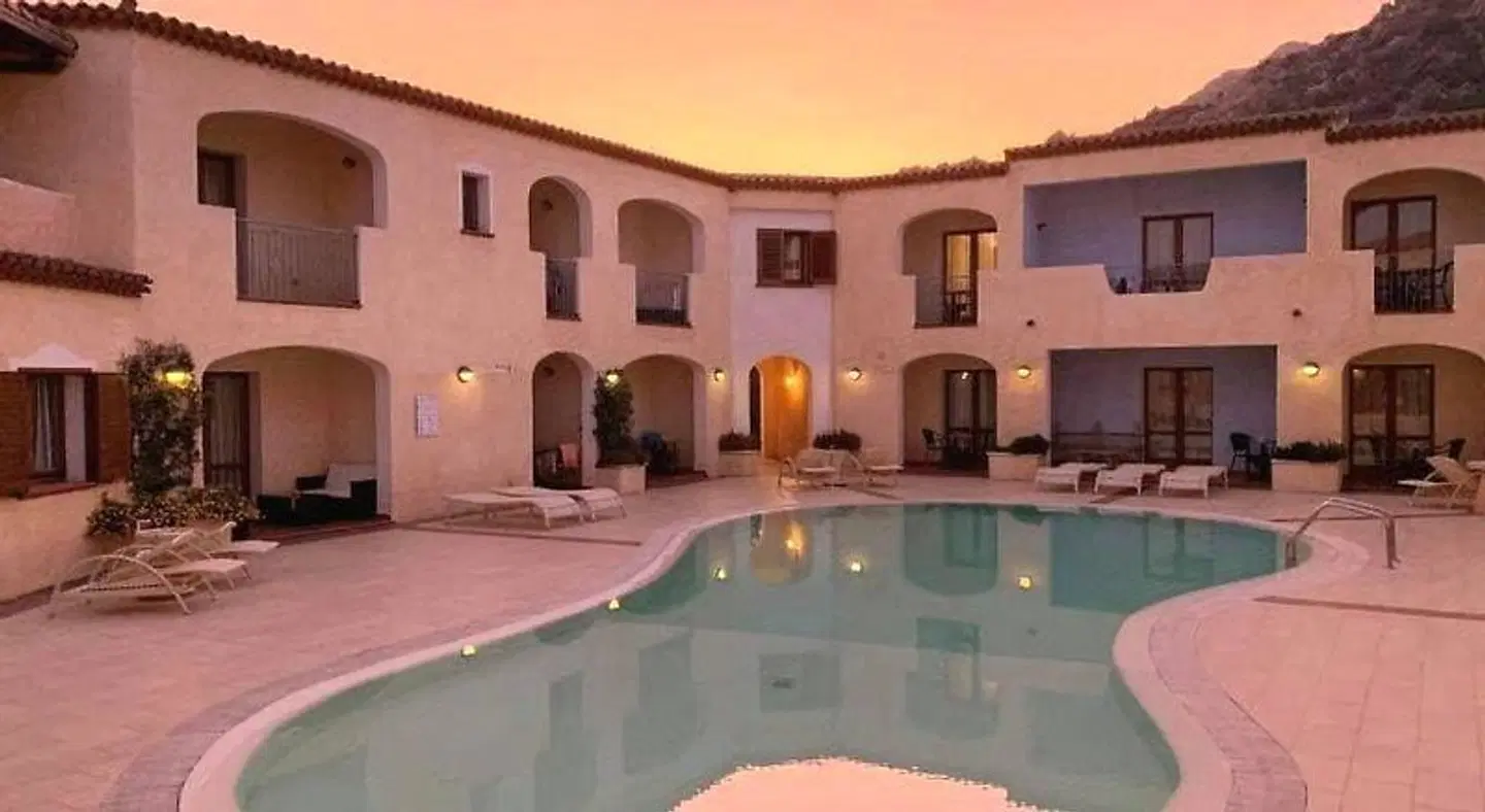 Monti Di Mola EXTERIOR
