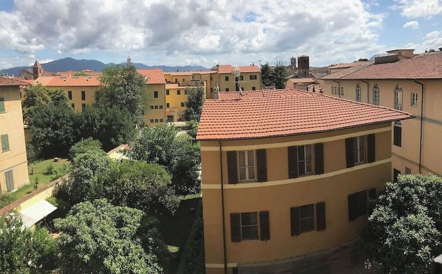 Gialel Pisa EXTERIOR