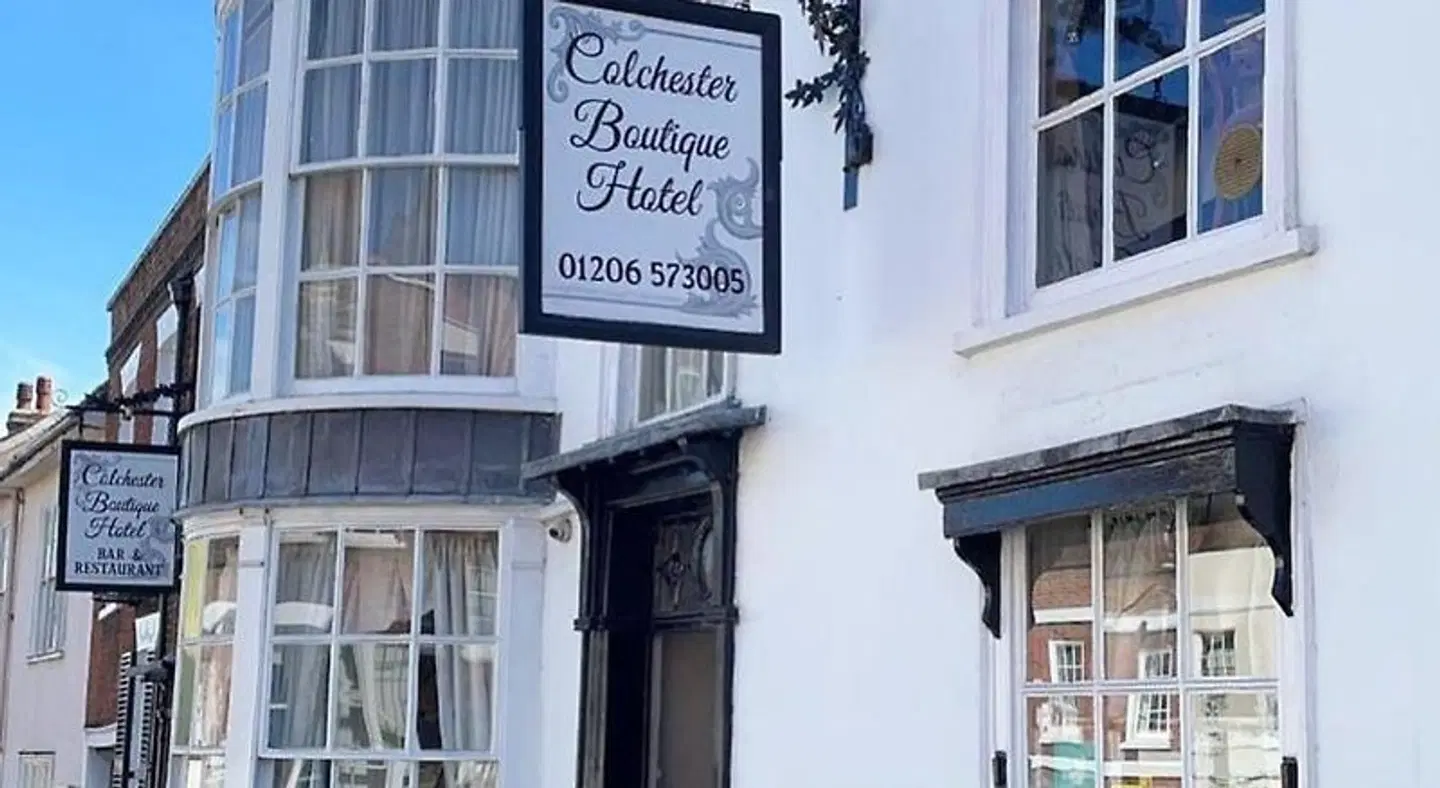 Colchester Boutique Hotel EXTERIOR