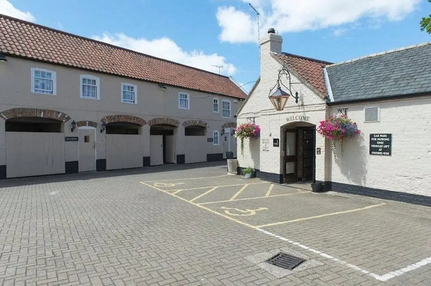 The Green Dragon by Marston's Inns EXTERIOR