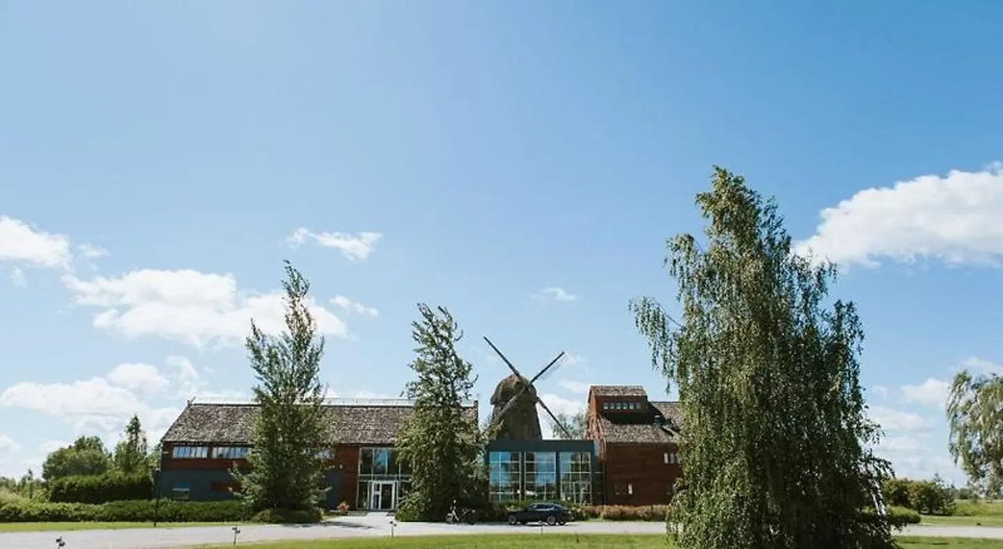 Romalas EXTERIOR