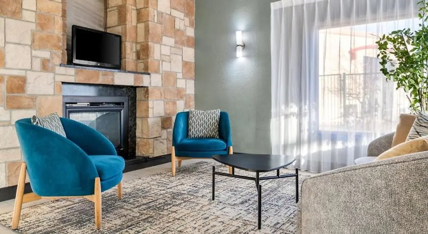 Holiday Inn Rock Springs by IHG LOUNGE_LOBBY