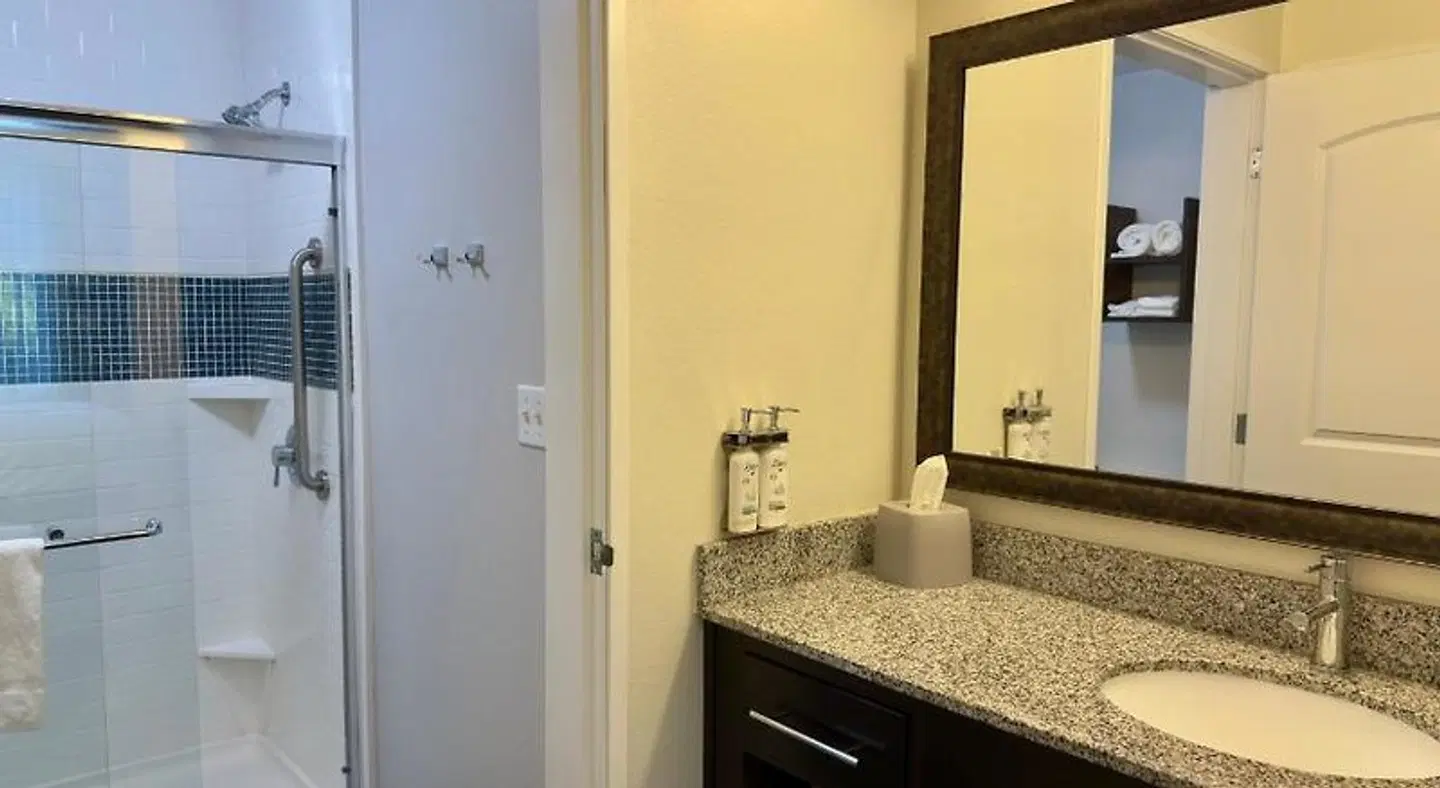 Staybridge Suites Carlsbad-San Diego by IHG Badezimmer