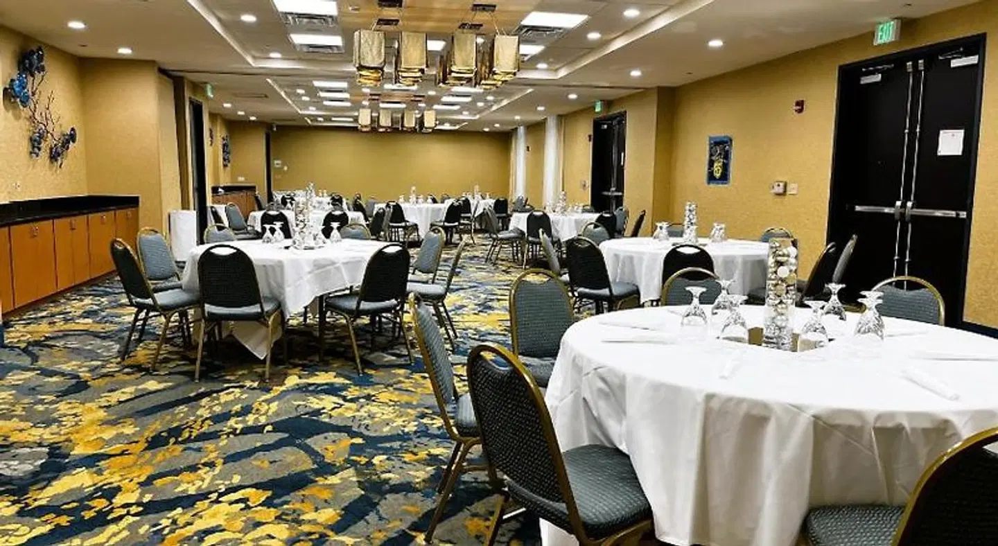 Holiday Inn & Suites Williamsburg-Historic Gateway by IHG Konferenz