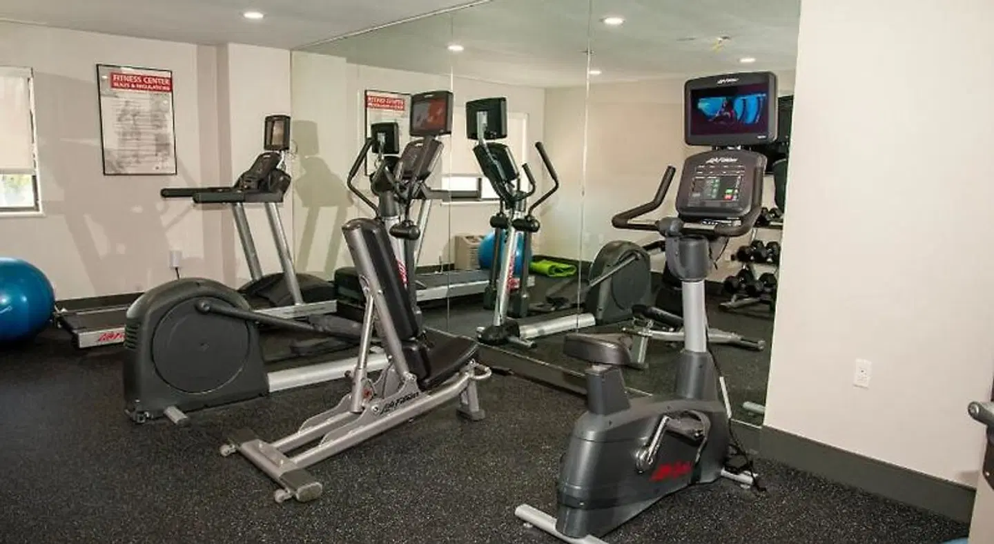 Holiday Inn Express Tucson-Airport by IHG SPORTS_AND_LEISURE
