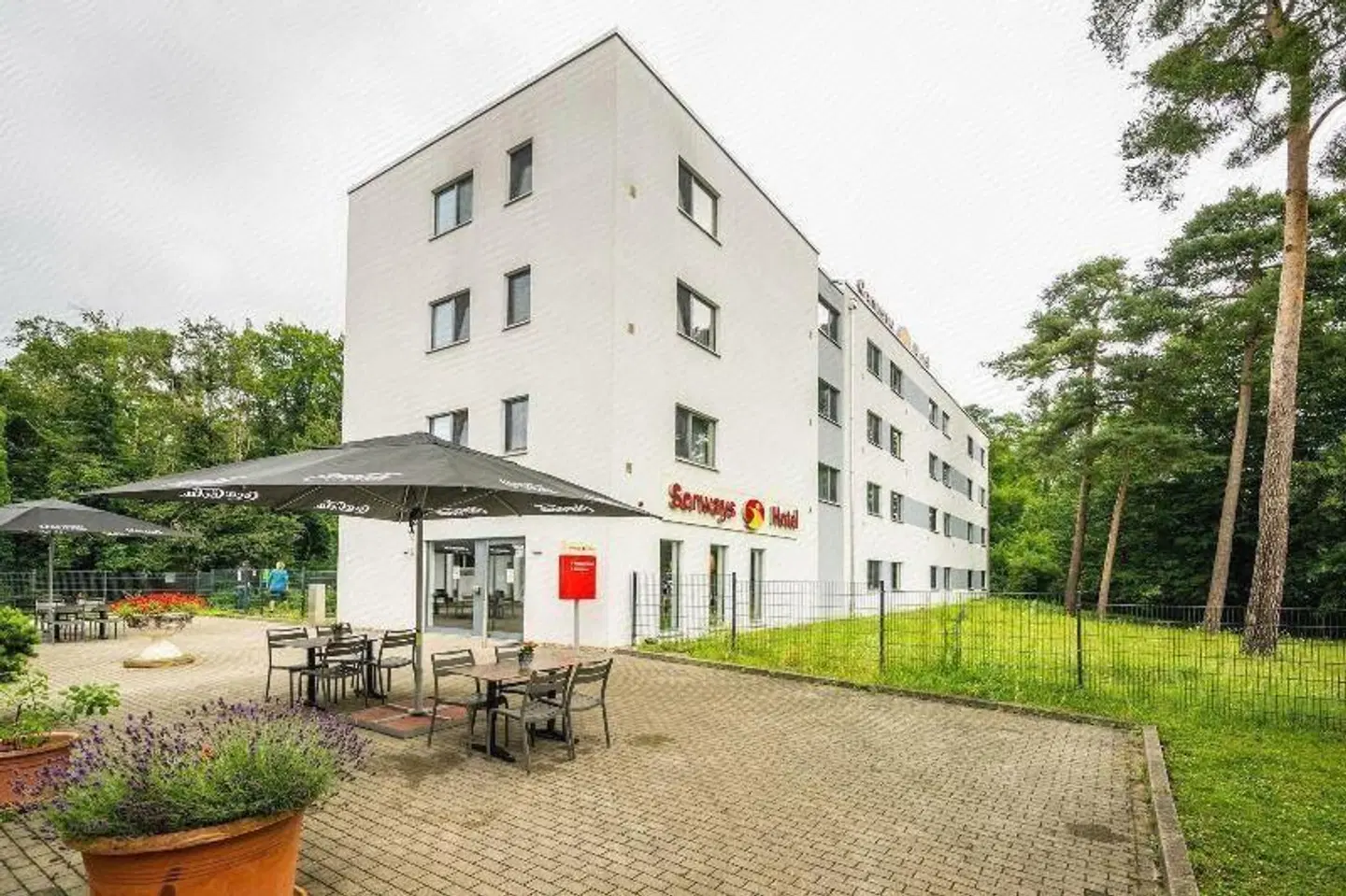 Serways Hotel Bruchsal West EXTERIOR