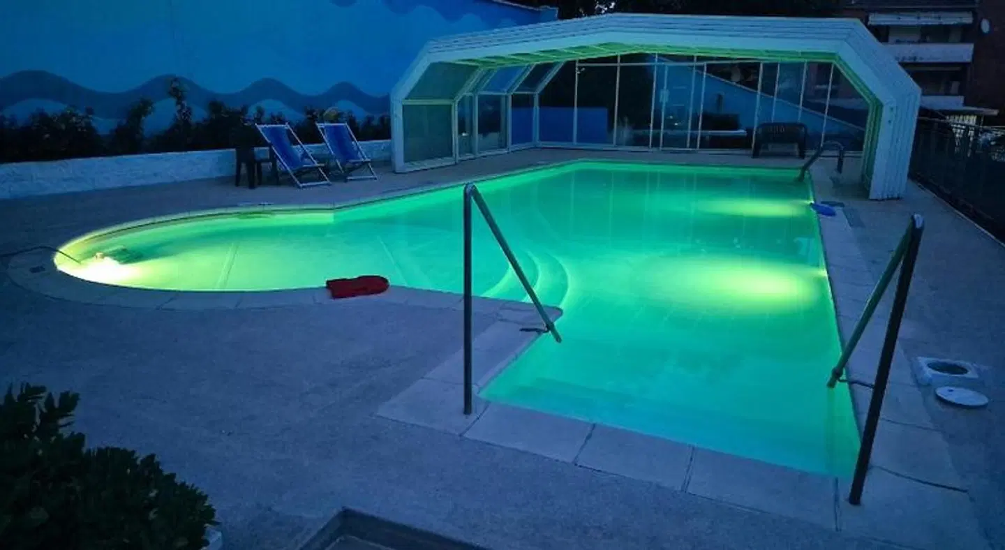 Astoria Hallenbad
