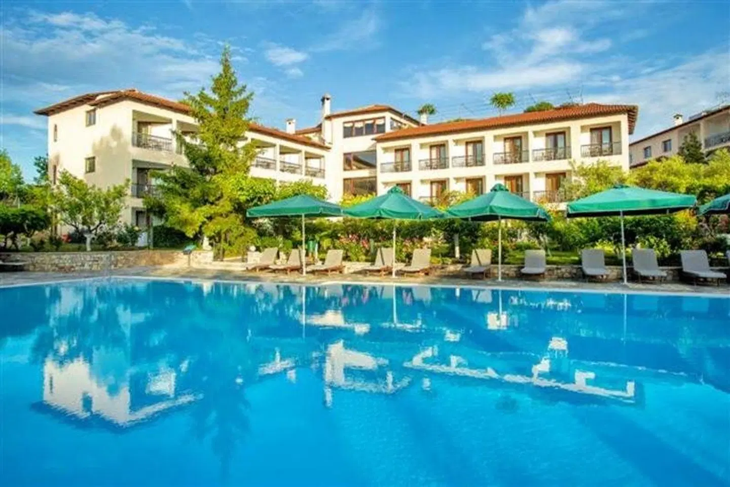 Europa Hotel, Ancient Olympia OUTDOOR_POOL