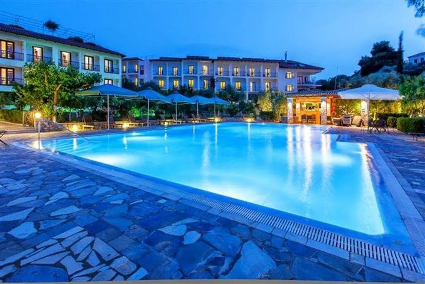 Europa Hotel, Ancient Olympia OUTDOOR_POOL