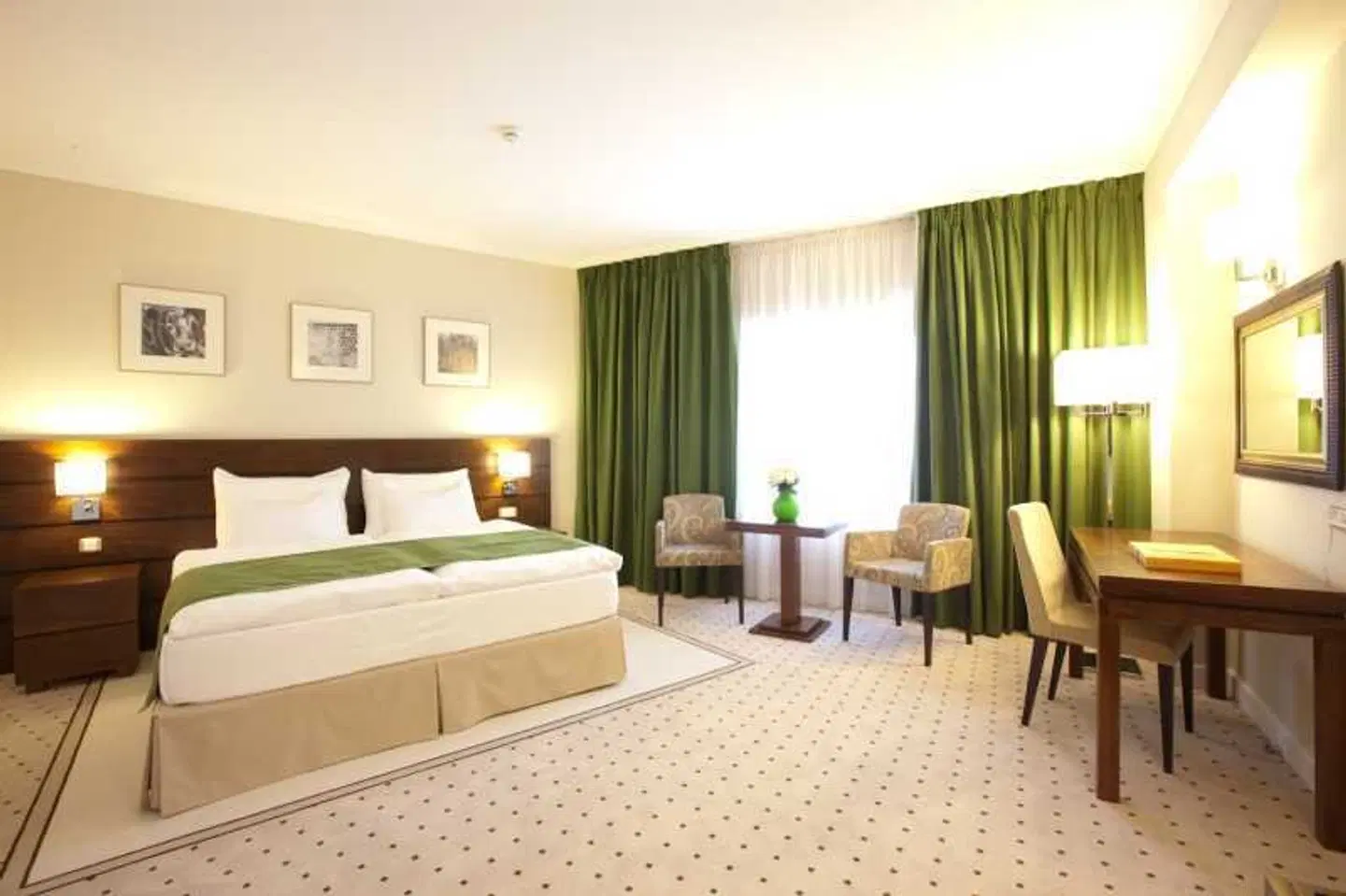 Capital Plaza Hotel ROOM_EXAMPLE