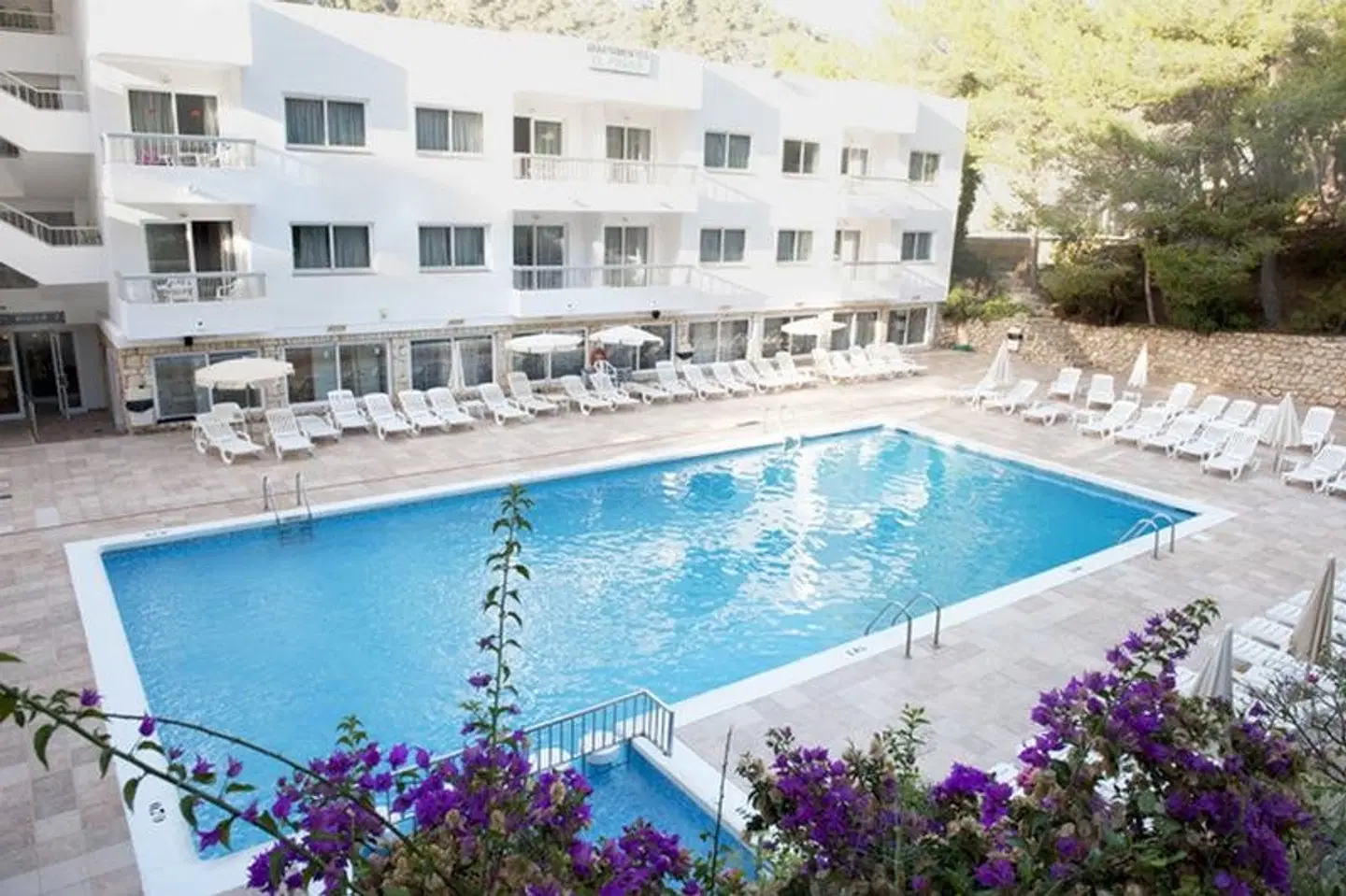 El Pinar OUTDOOR_POOL