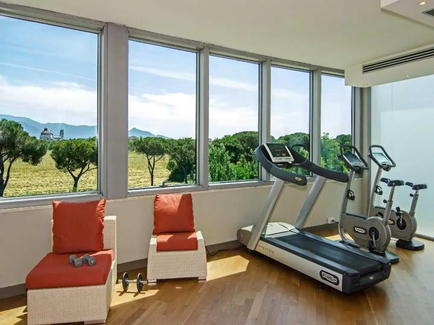 Pisa Hotel Tower Plaza Sport und Entertainment
