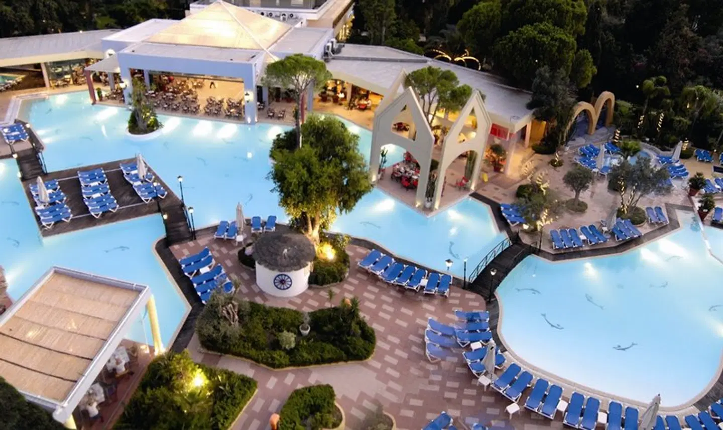 Dionysos Hotel OUTDOOR_POOL