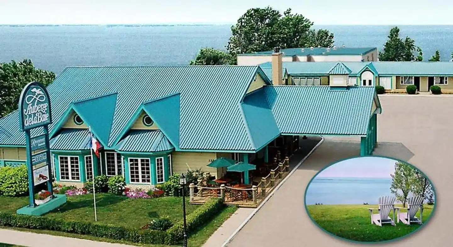 Auberge De La Baie Aussenansicht