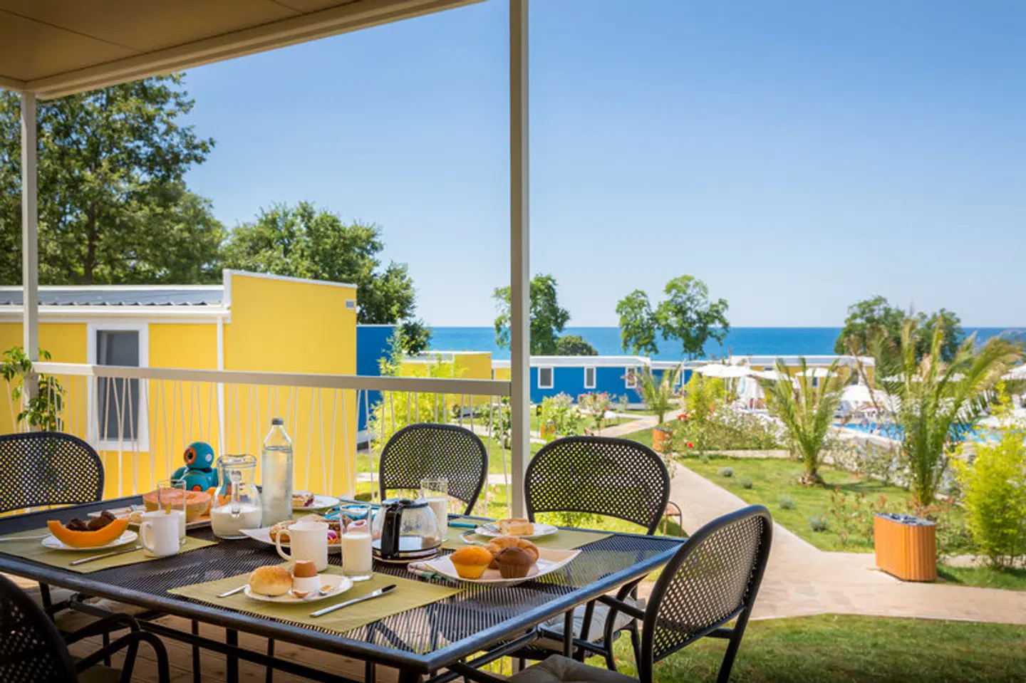 Miramì Family Village Holiday Homes Terrasse