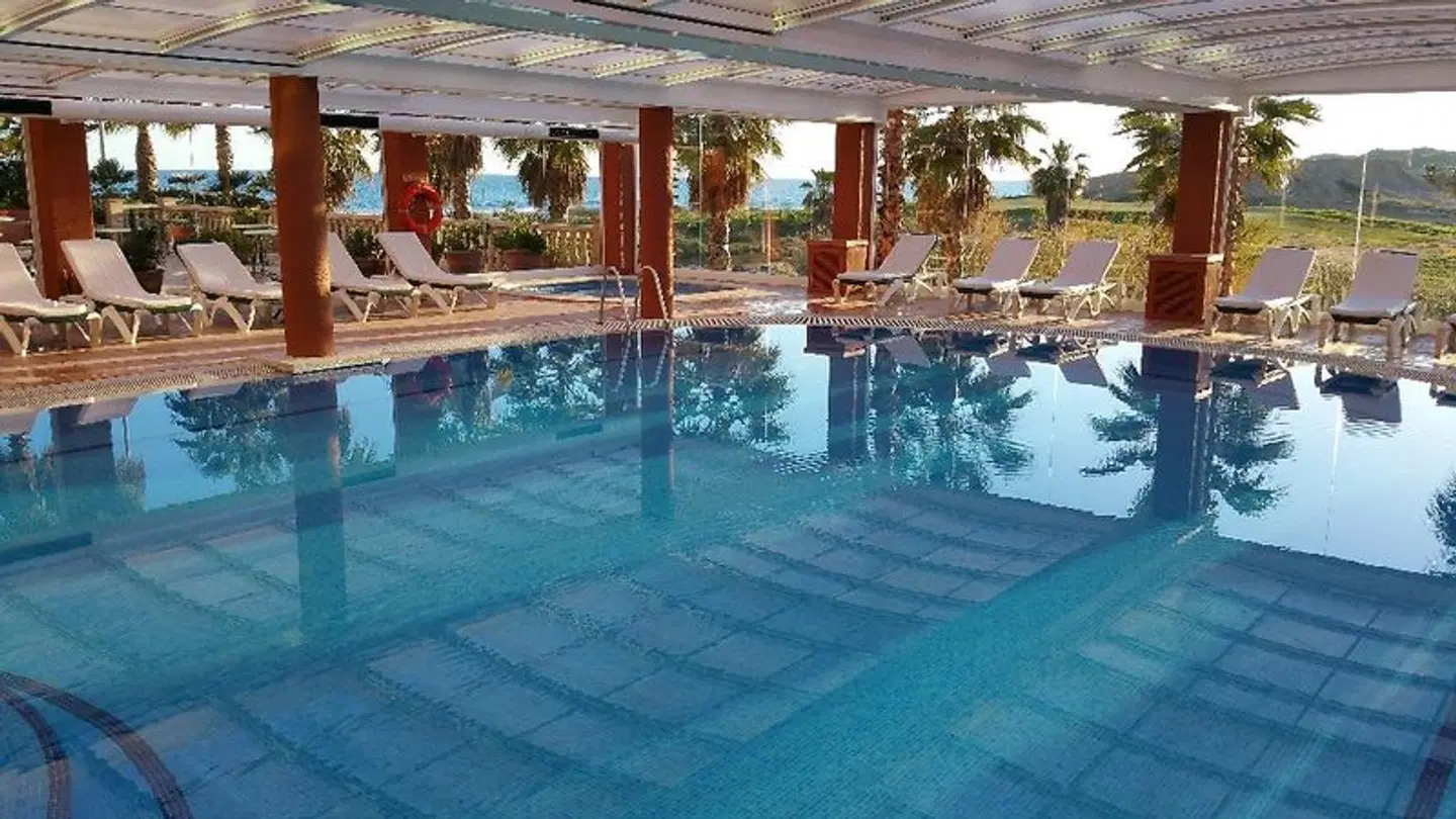 Sunway Playa Golf & Spa Hallenbad