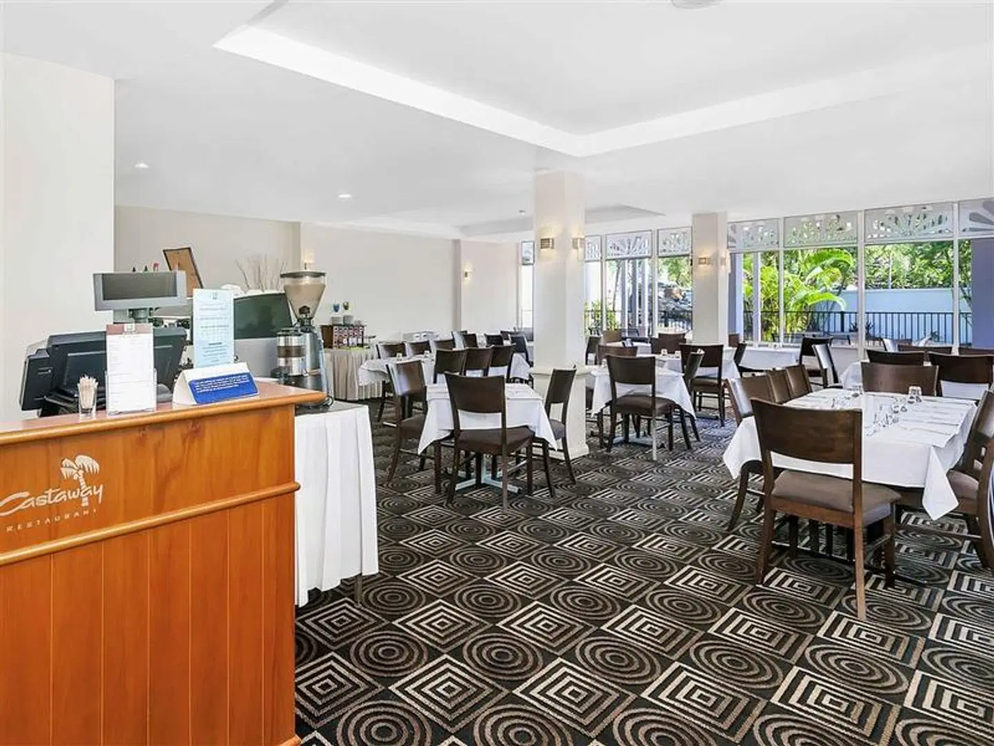 Mercure Cairns LOUNGE_LOBBY