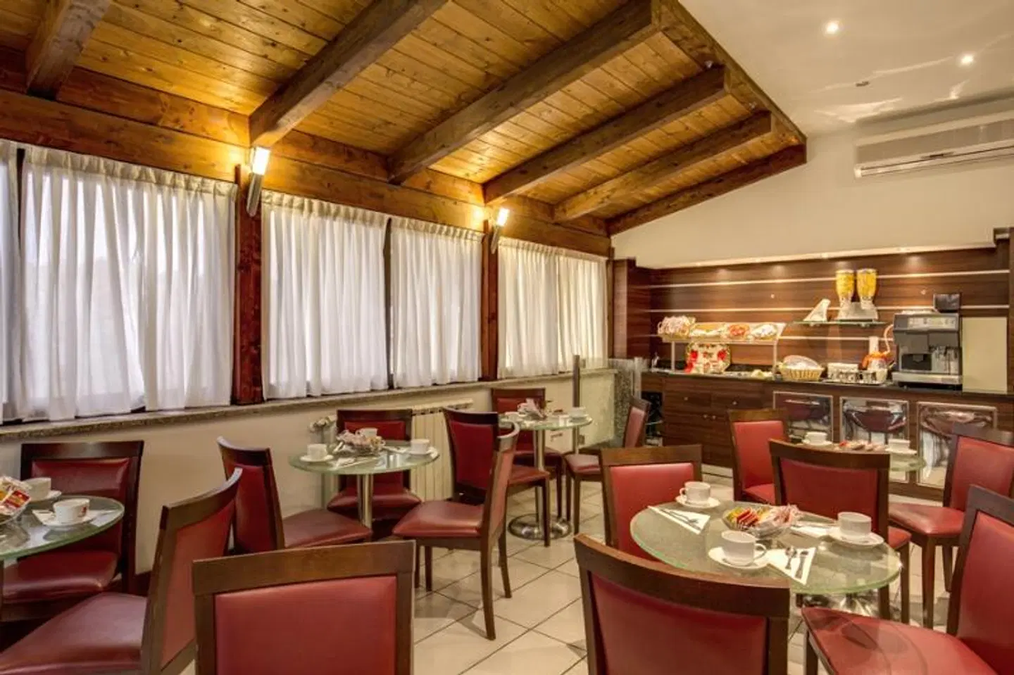 The Strand Hotel Restaurant