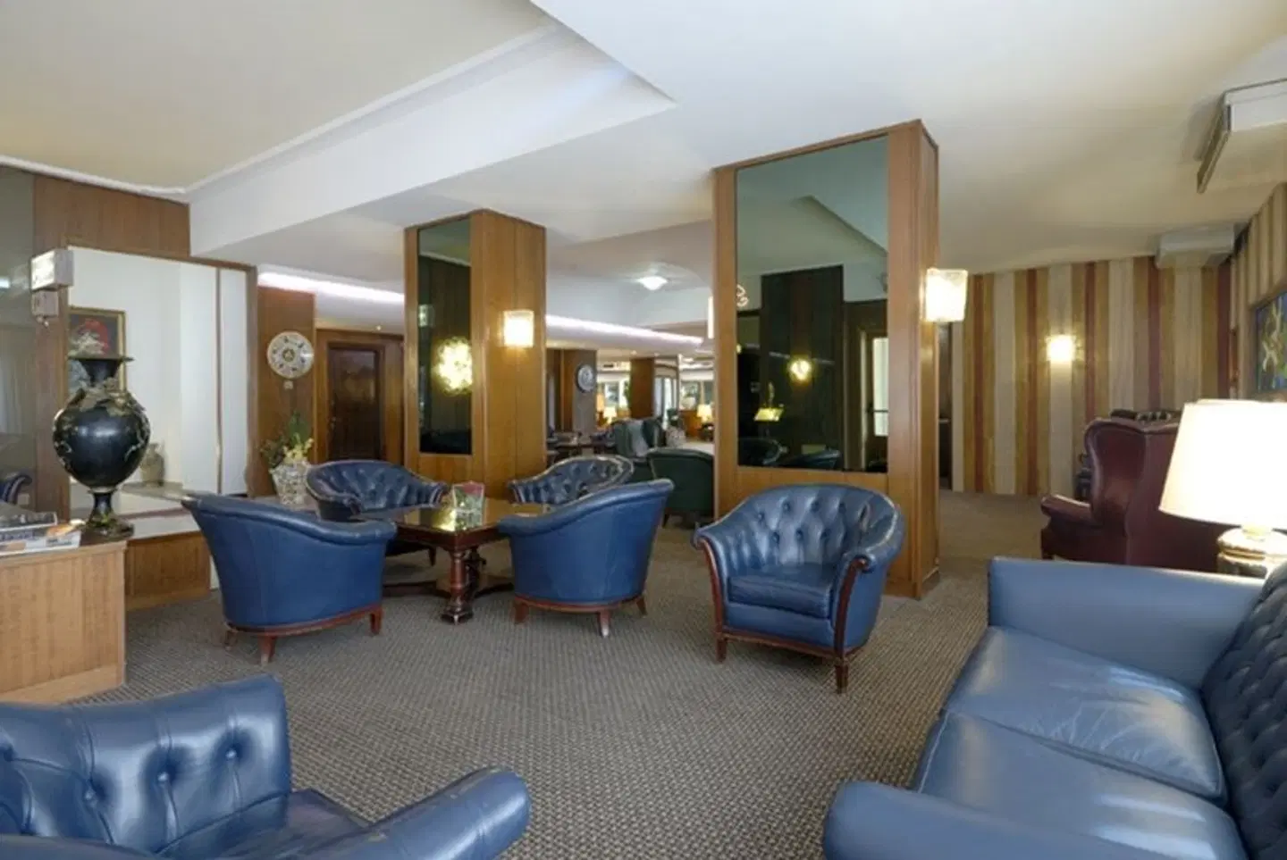 Delta Florence LOUNGE_LOBBY