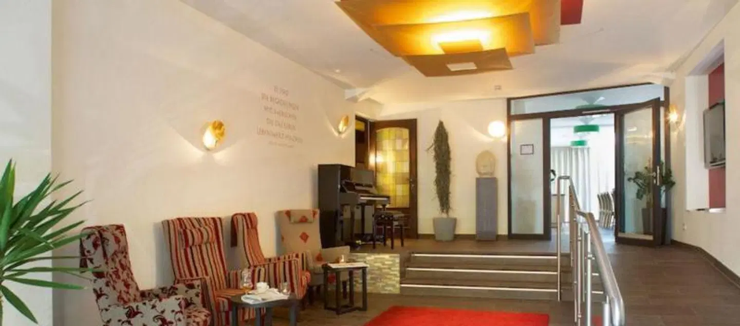 Central LOUNGE_LOBBY