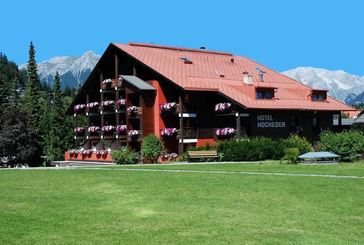 Hocheder EXTERIOR