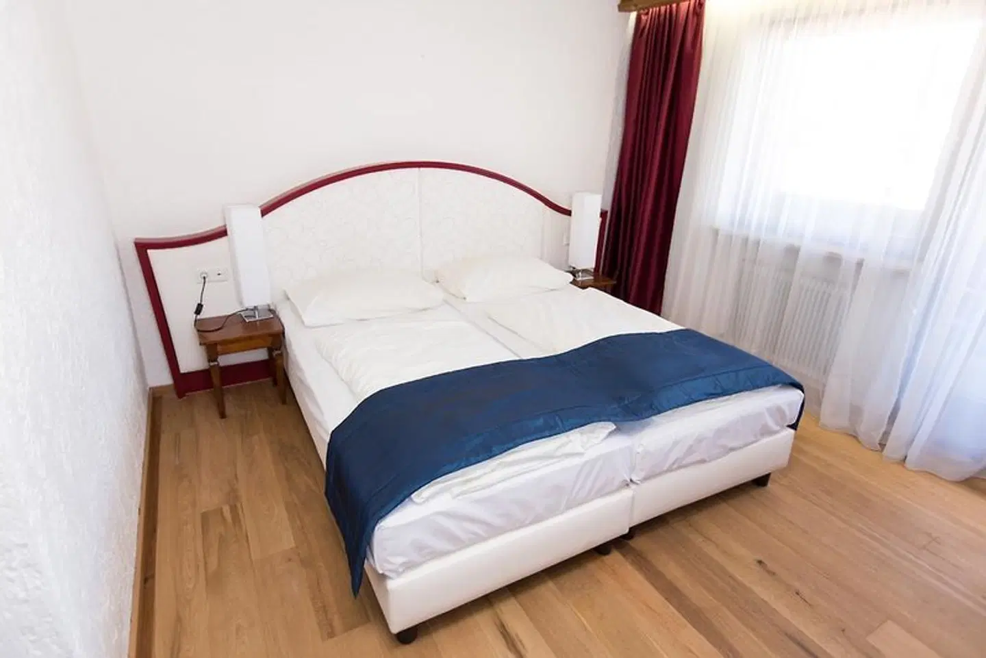 Hocheder ROOM_EXAMPLE