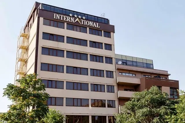 International Bucharest Hotel EXTERIOR