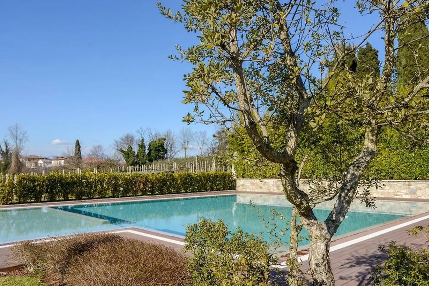 The Ziba Hotel & Spa OUTDOOR_POOL