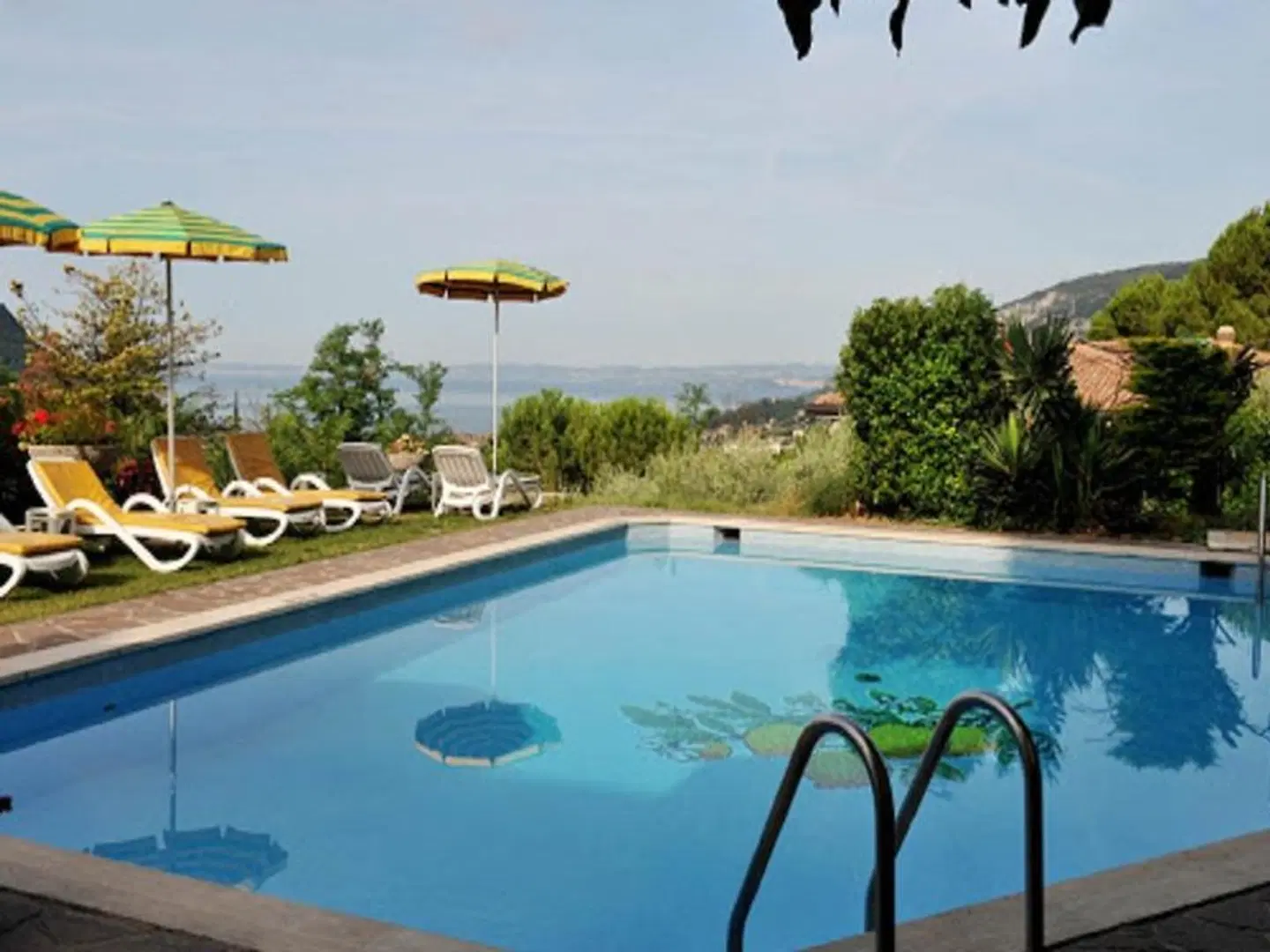 Panorama OUTDOOR_POOL
