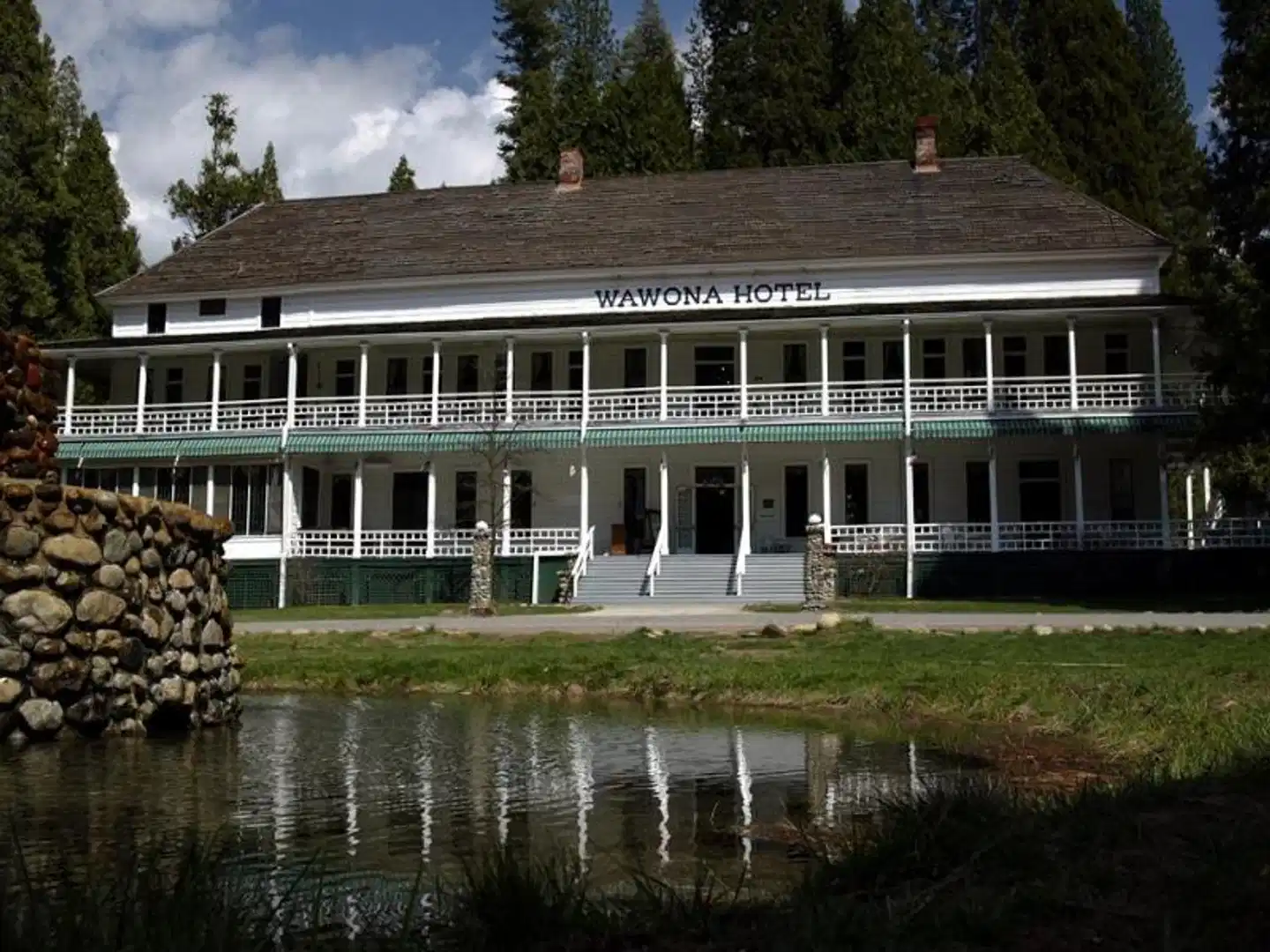 Wawona Hotel Aussenansicht