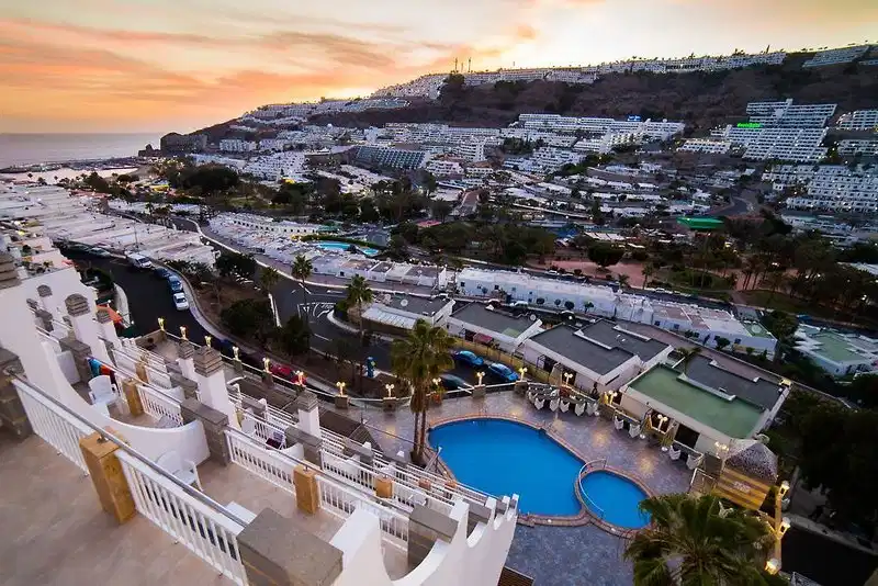 Cala Nova Apartamentos – Hotelfoto