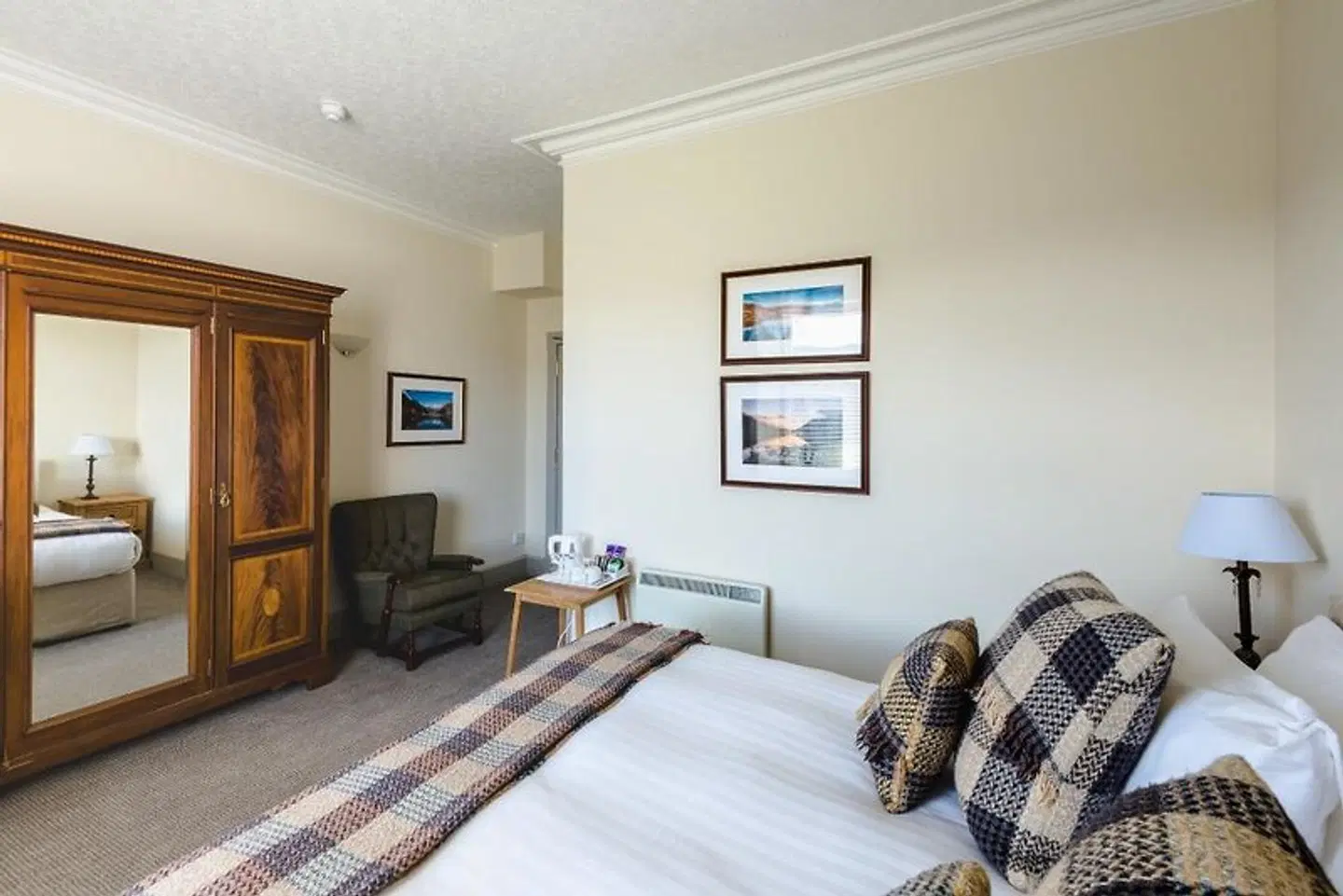Inch Hotel ROOM_EXAMPLE